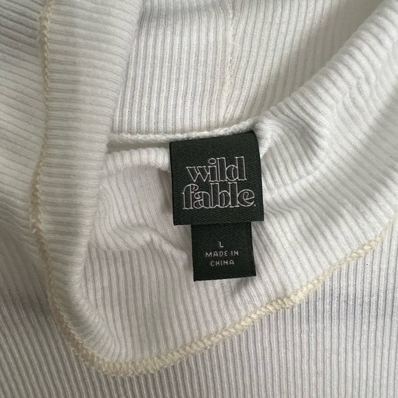 Wild Fable | Ribbed White Turtleneck Long Sleeve | Large - Picture 4 of 5